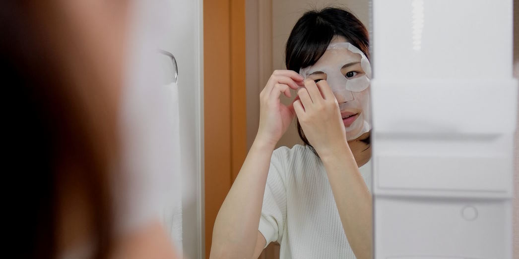 applying an anti-wrinkle mask